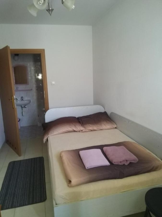 Hostel Malva Lomianki Bagian luar foto